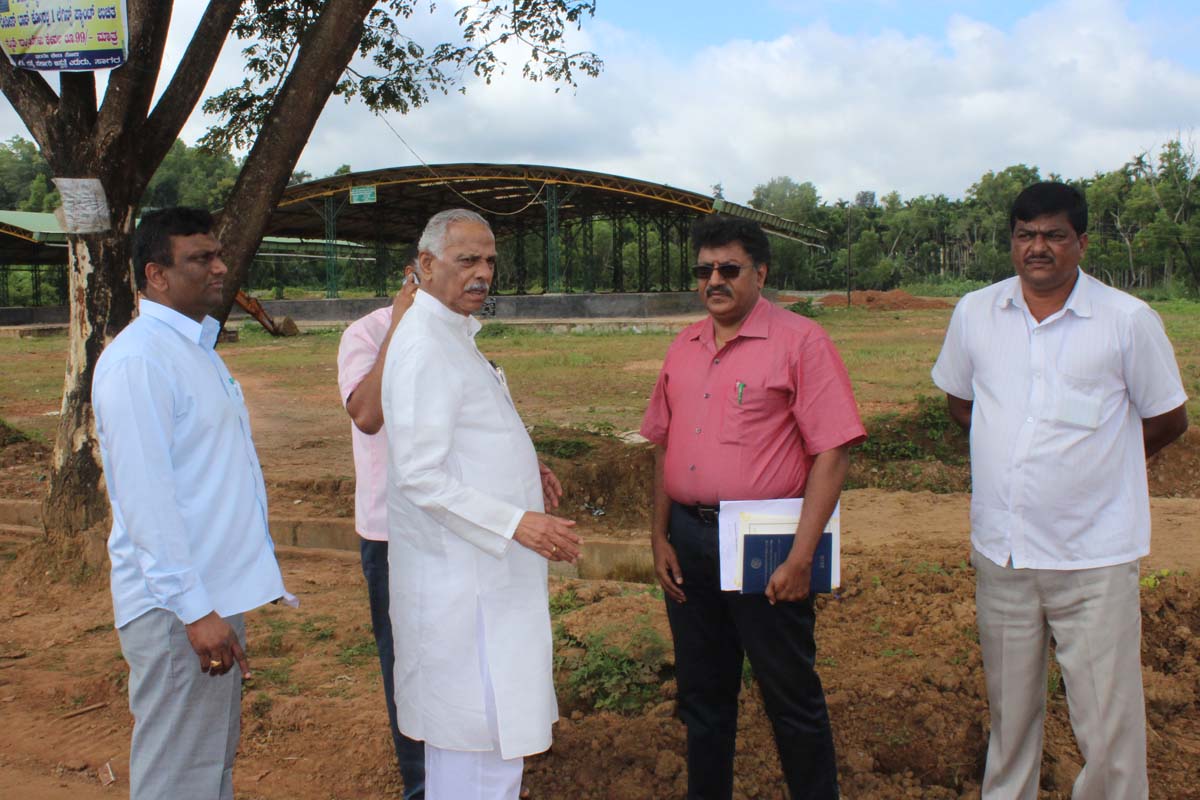 ಸಂತೆಕಟ್ಟೆ, ಡ್ರೈನೇಜ್ ನಿರ್ಮಾಣಕ್ಕೆ 2 ಕೋಟಿ ರೂ. ವಿನಿಯೋಗ: ಸಚಿವ ಕಾಗೋಡು ತಿಮ್ಮಪ್ಪ